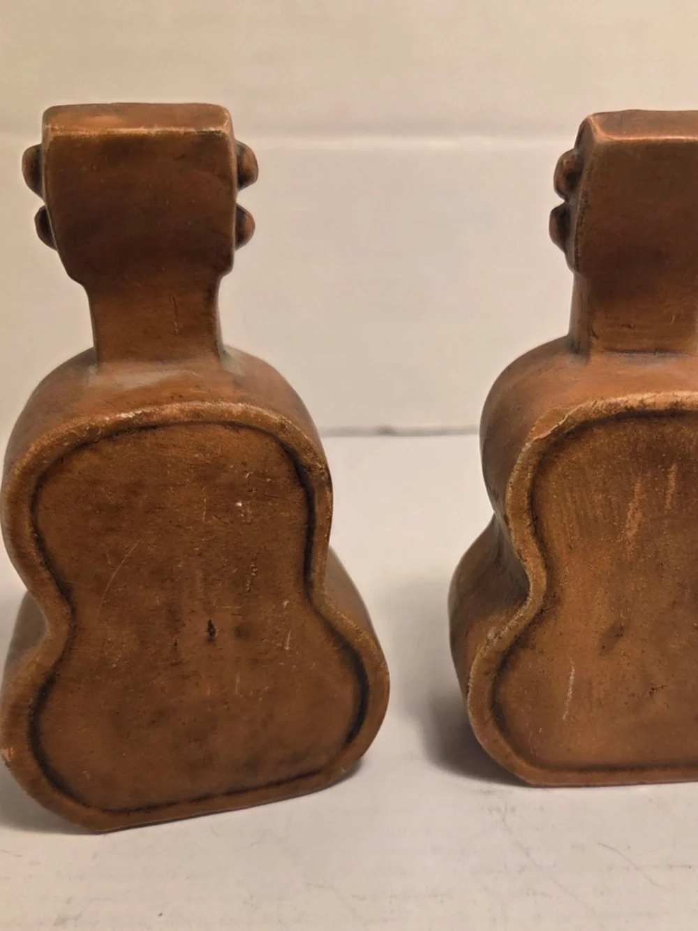 Opryland USA Guitar Salt And Pepper Shakers Nashville Tennessee Vintage